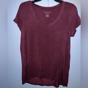 American Eagle sexy & soft maroon basic tee